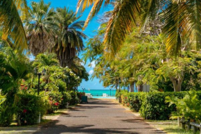 3 Bedroom Villa in Calodyne with Amazing Sea View